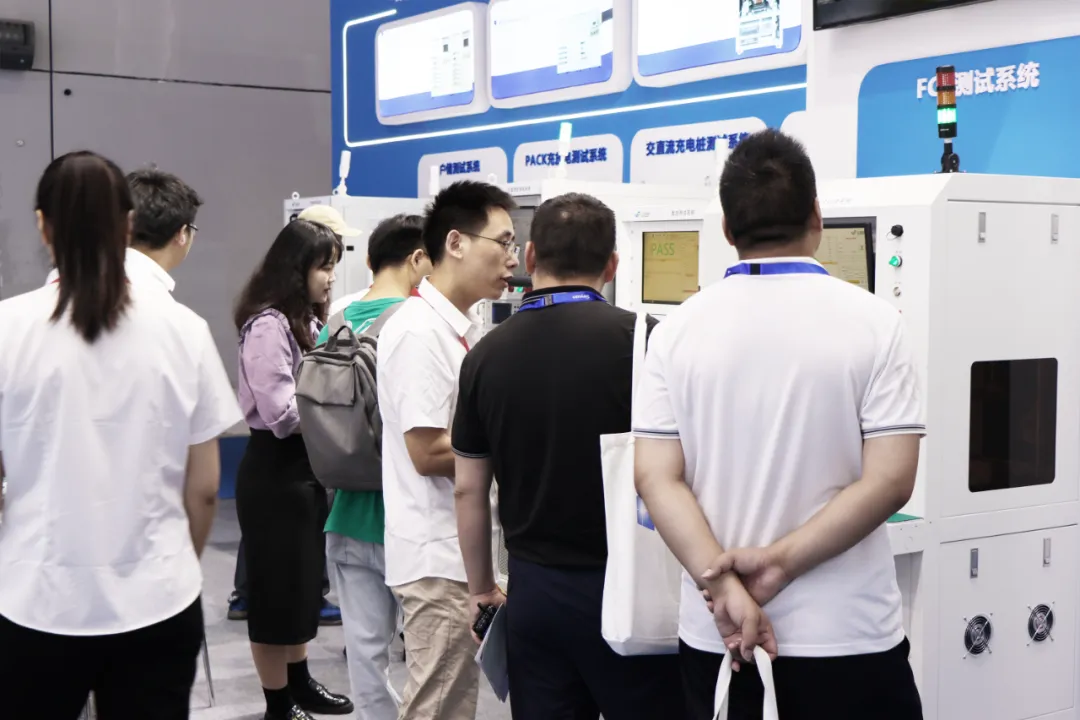 展会落幕：1xBET智能 SNEC 2024 完美收官，共创未来新篇章！